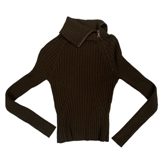 Guess Long Sleeve Turtleneck - Picture 3 of 9